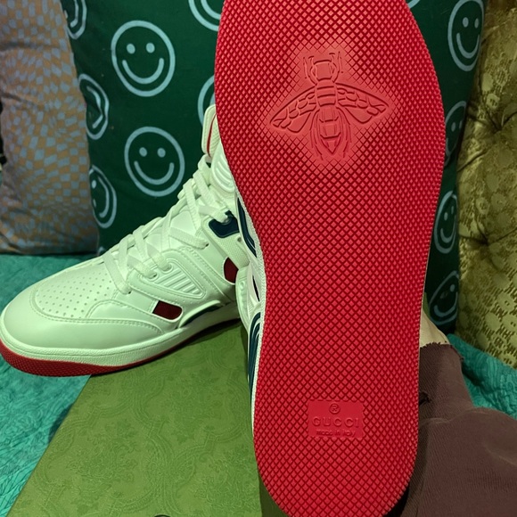 GUCCI basket sneaker (womens US 8.5) - Picture 3 of 7